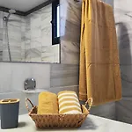 Jardines Del Puerto - Brand New 2bd With Parking, Wifi & Pool Appartement