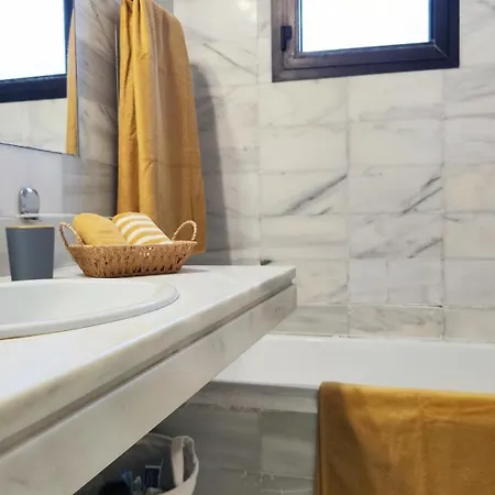 Jardines Del Puerto - Brand New 2bd With Parking, Wifi & Pool Lägenhet Marbella