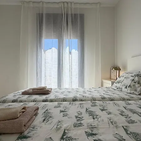 Lägenhet Jardines Del Puerto - Brand New 2bd With Parking, Wifi & Pool