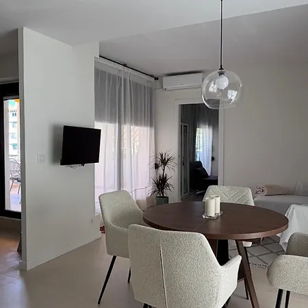 Jardines Del Puerto - Brand New 2bd With Parking, Wifi & Pool Marbella