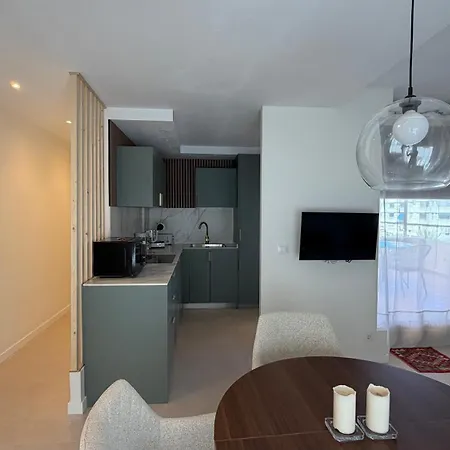 Jardines Del Puerto - Brand New 2bd With Parking, Wifi & Pool Lägenhet