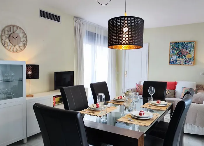 Jardines Del Puerto 2 Bed * Marbella