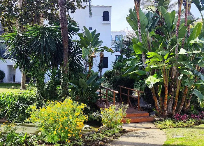 아파트 Jardines Del Puerto 2 Bed 마르베야