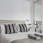 Jardines Del Puerto - Brand New 2bd With Parking, Wifi & Pool * Marbella